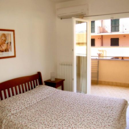 אימפריה Apartment Cala Azzurra - Imp312 By Interhome מראה חיצוני תמונה