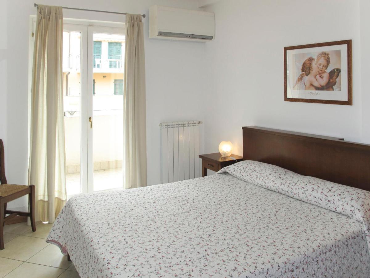אימפריה Apartment Cala Azzurra - Imp312 By Interhome מראה חיצוני תמונה